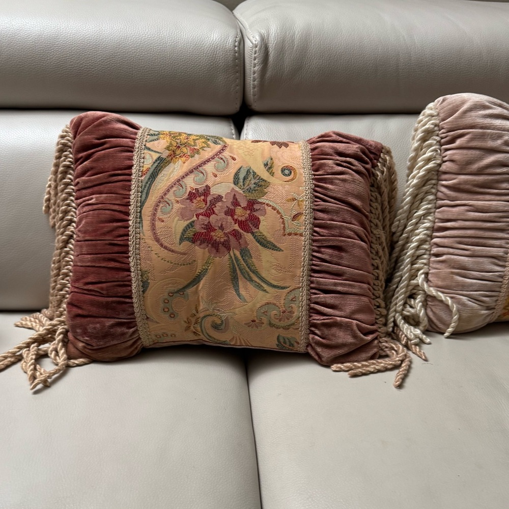 2 Vintage Decorative Pillows